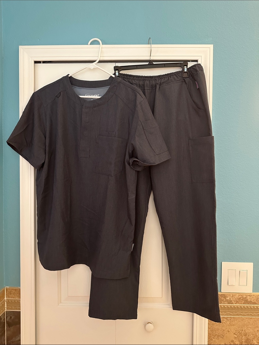 Men's Black Medical Scrub Set - Classic Utility Top & Elastic-Waist Pants